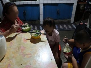 阿嬤妳不要生病，我們不能沒有妳....